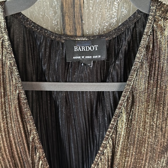BARDOT
BELLISSA PLEAT DRESS size Small - Picture 5 of 9